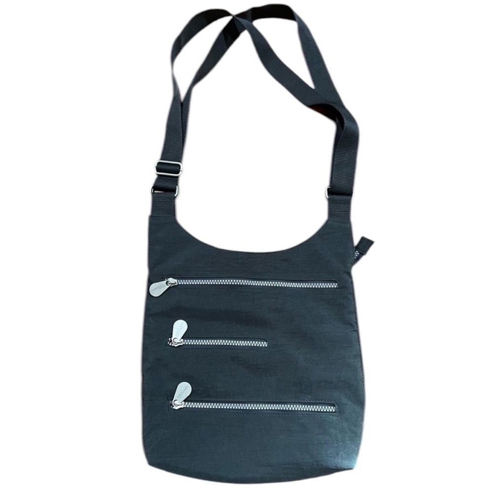 NWOT Great Northwest Clothing Co Gray Adjustable Crossbody Shoulder Bag Nylon